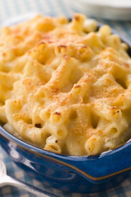 Macaroni and cheese is one of those weeknight recipes that’s always a better option than fast food.