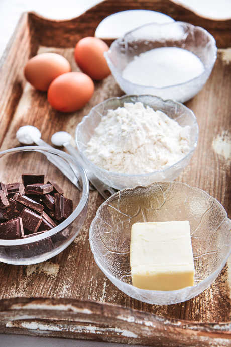 Mise en place requires you to read and understand the recipe fully before beginning. You’ll be sure to have all the necessary ingredients on hand.