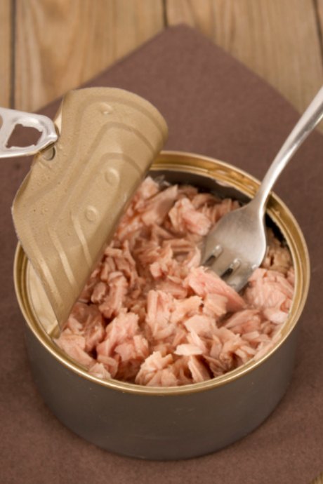 Vintage Recipe Trends: In the past, tuna and salmon were also popular, but they came from cans. They were also usually unrecognizable once they were served.