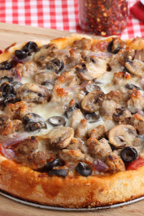 Pizza Toppings: Soppressata, Mushroom, and Black Olive Pizza