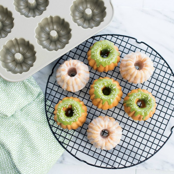 Bundt Cake Pans: The Nordic Ware Anniversary Bundtlette cake pan turns out miniature Bundt cakes that everyone will love.
